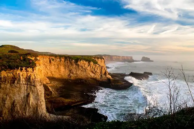 Malibu’s Best Restaurants: Seafood, Burgers & Hidden Gems!